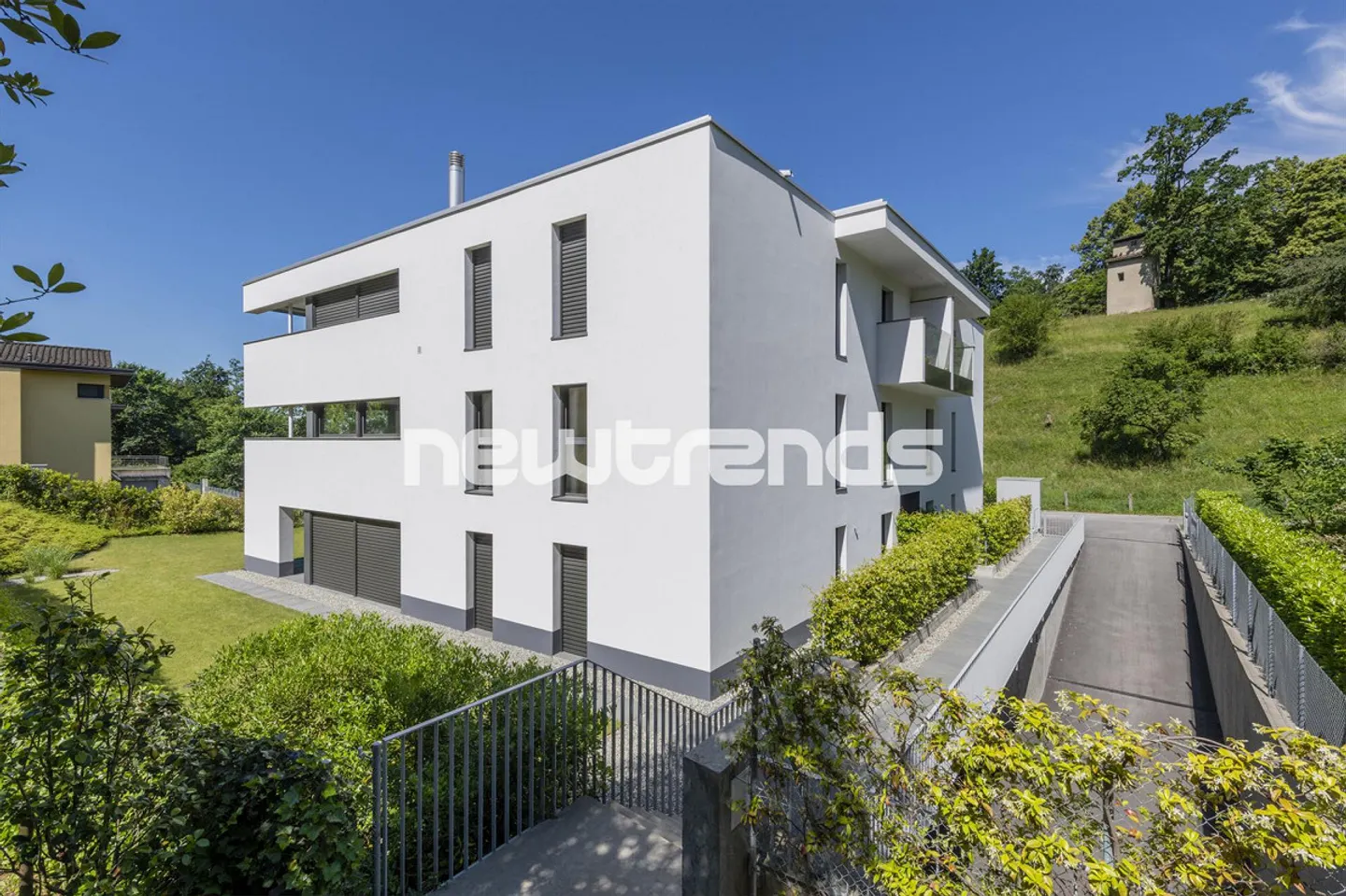 Montagnola – Arasio : penthouse 4,5 pièces avec terrasse et vue dégagée. - Photo 11 sur 14