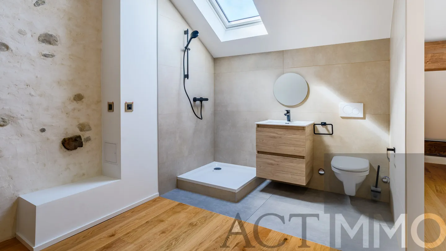 Maison de Caractère Rénovée - Photo 6 sur 7