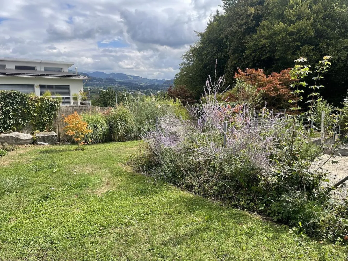 Geräumiges Reihenhaus mit Garten - Foto 5 von 6