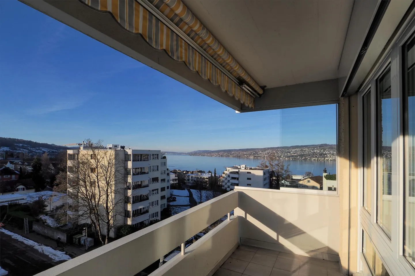 Attikawohnung mit Panoramaseesicht! - Foto 2 von 13