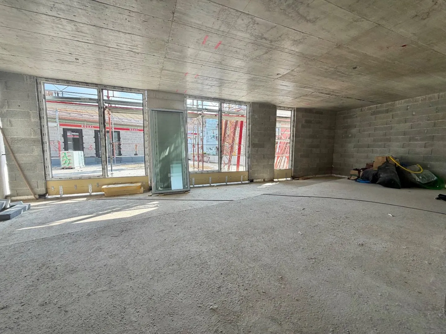 Appartement moderne avec jardin privé - Photo 1 sur 3