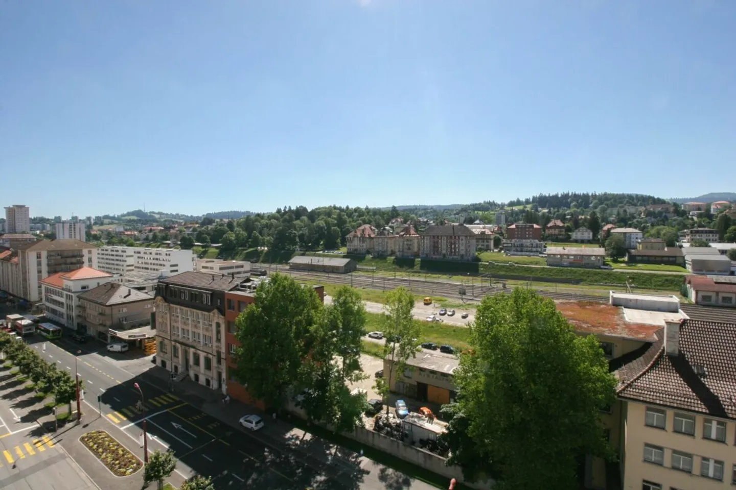 Appartement lumineux et spacieux de 3,5 pièces - Photo 8 sur 10