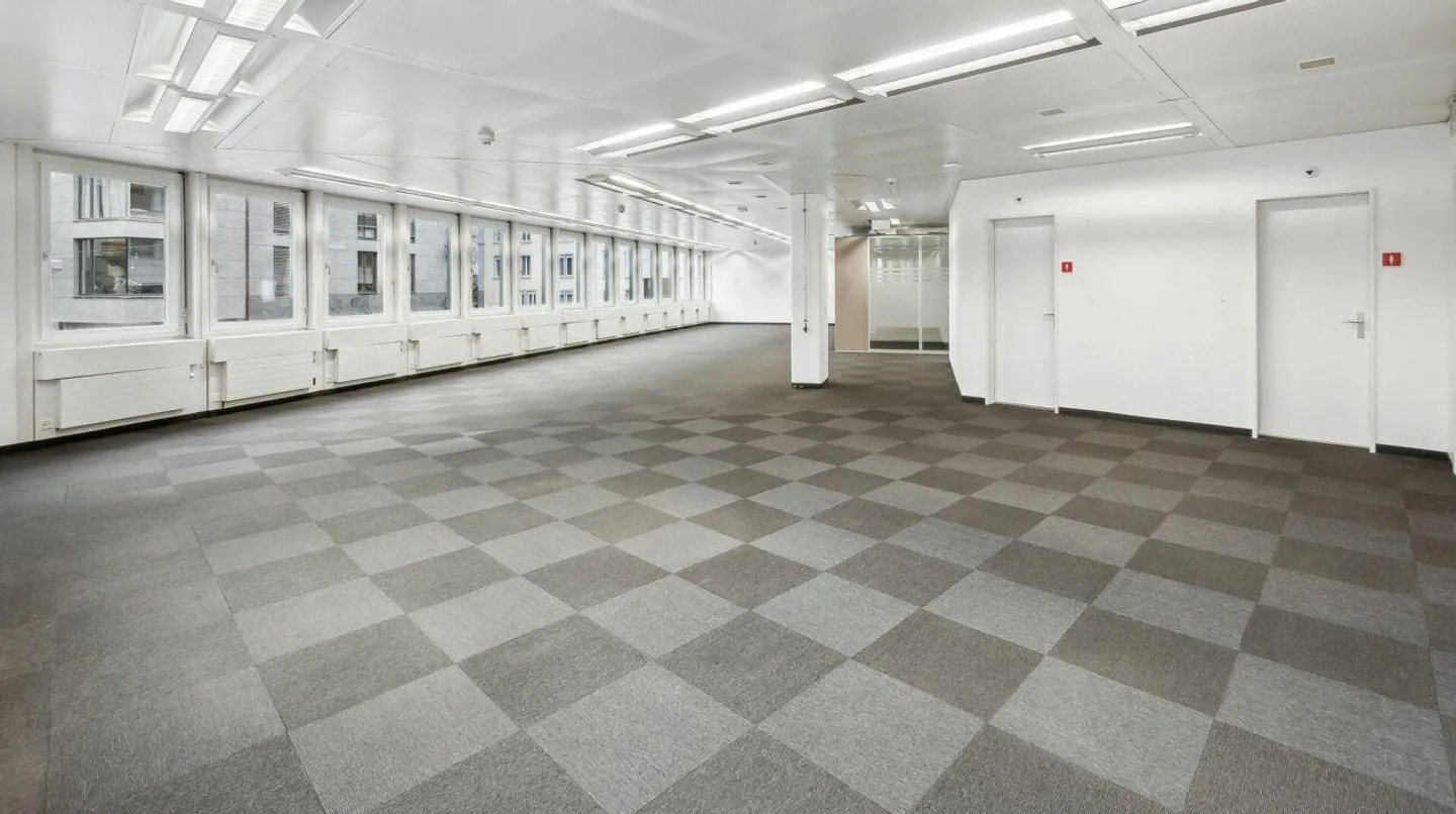 Work & View - Office with 371 m² and rooftop terrace in the heart of the city - Photo 4 of 11
