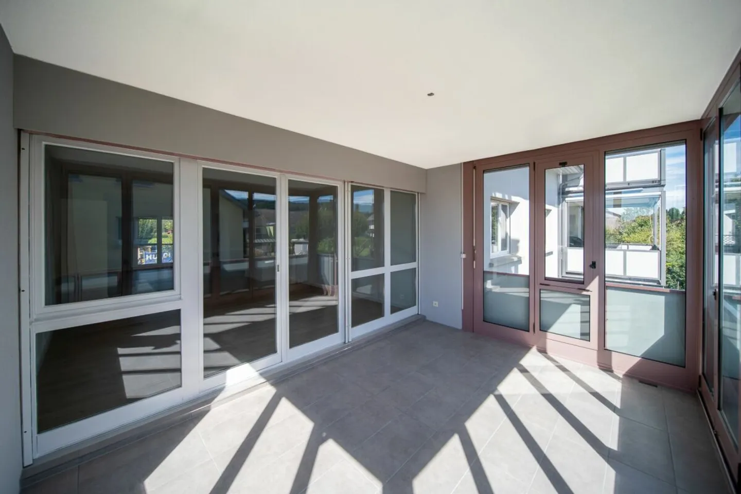 Bright 4.5-room apartment with winter garden - Photo 9 of 11