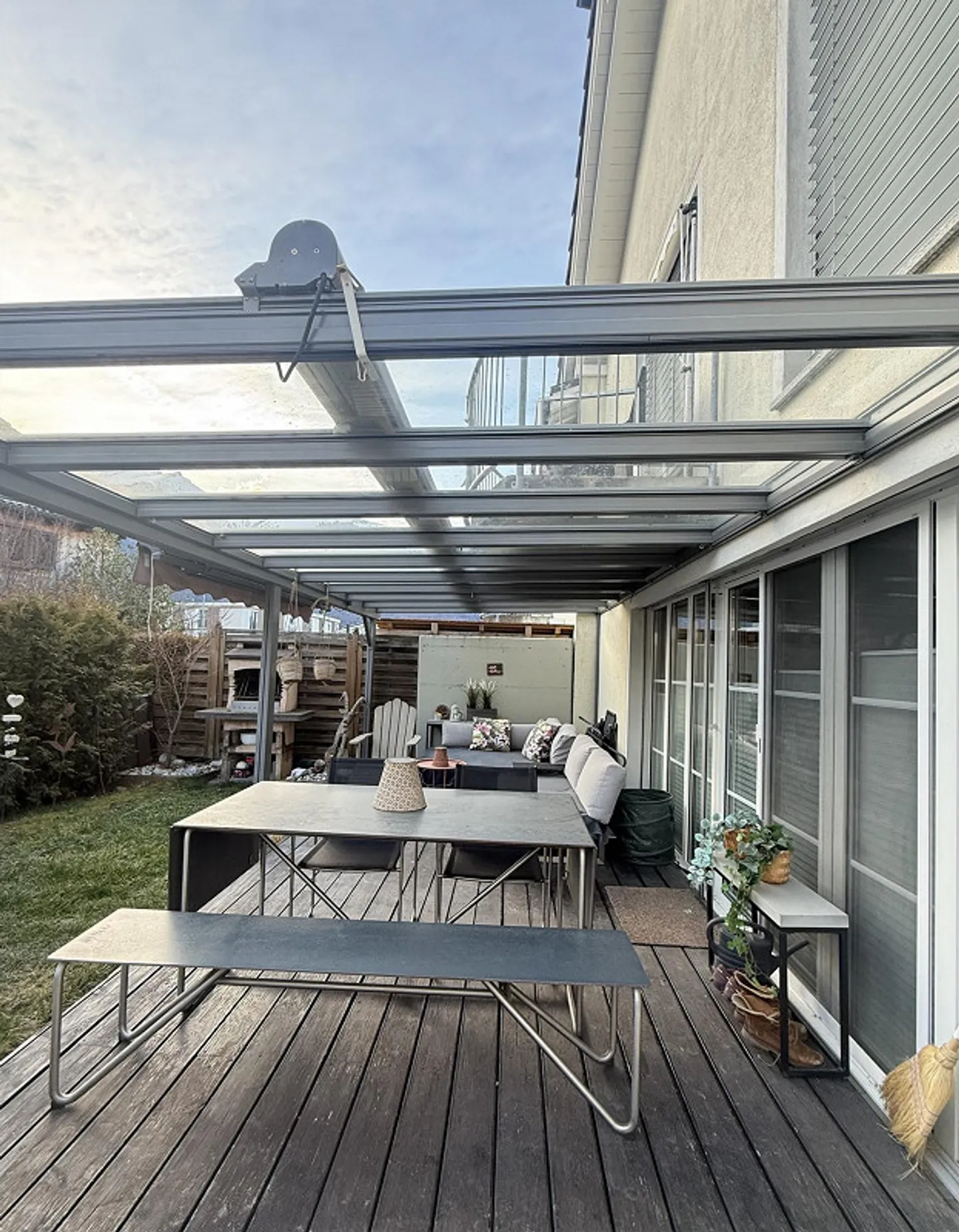 Maison individuelle en bande de 6,5 pièces - Photo 4 sur 11
