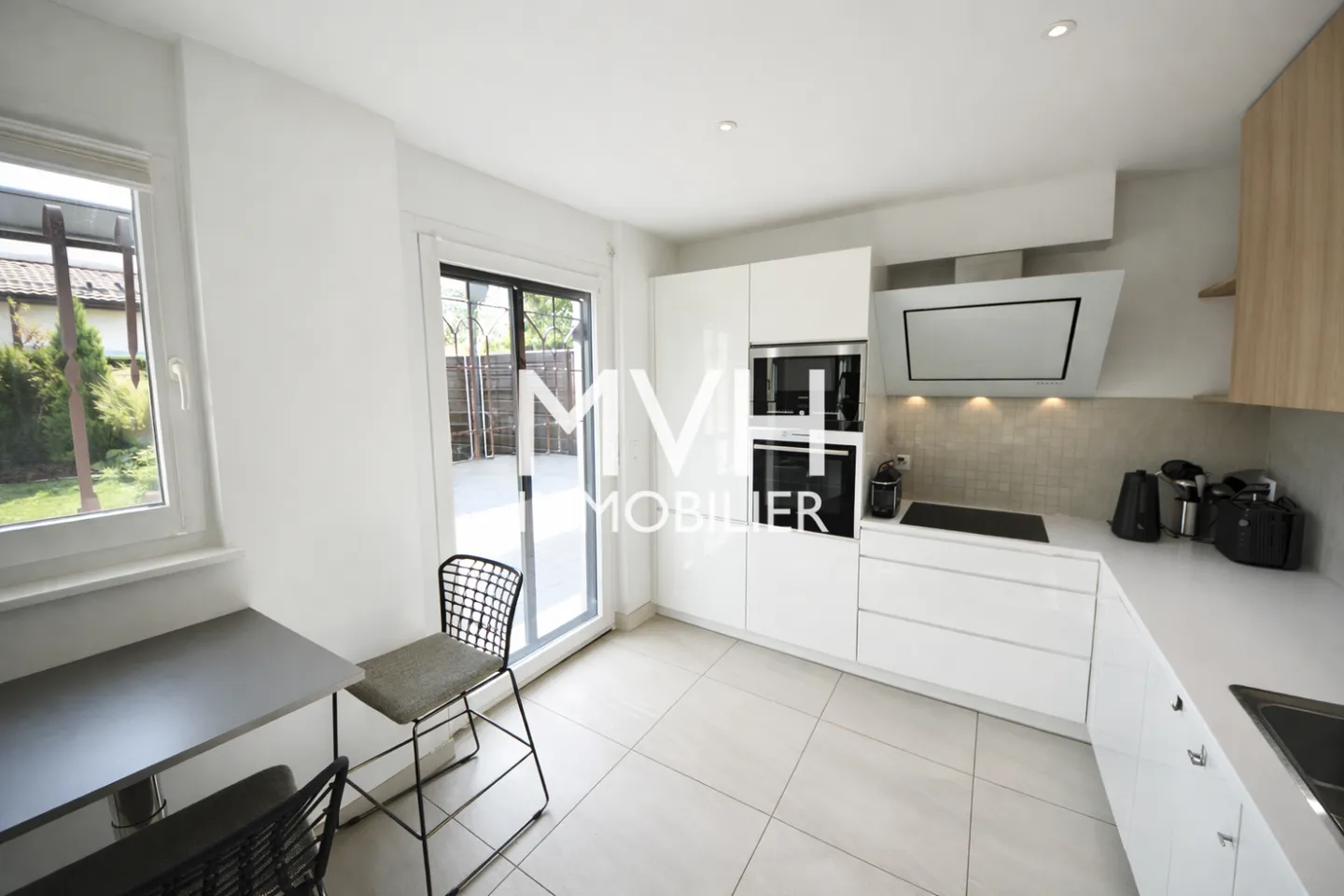 Maison Mitoyenne Spacieuse - Photo 4 sur 8