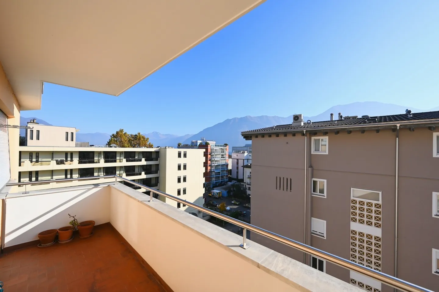 Offerta Unica: Appartamento di Vacanze in Seconda Linea dal Lago - Foto 7 di 8