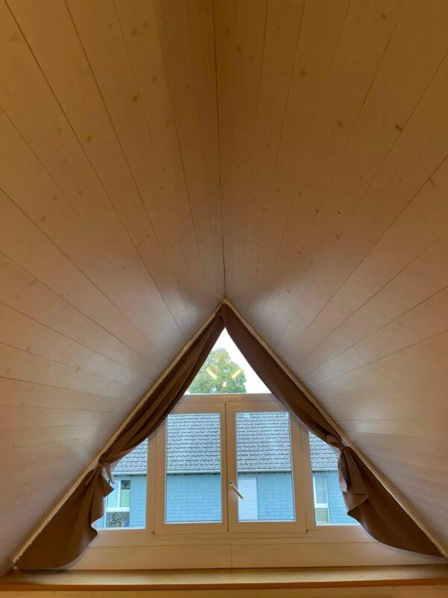 Casa a schiera da sogno con carattere di benessere in un ambiente tranquillo - Foto 3 di 14