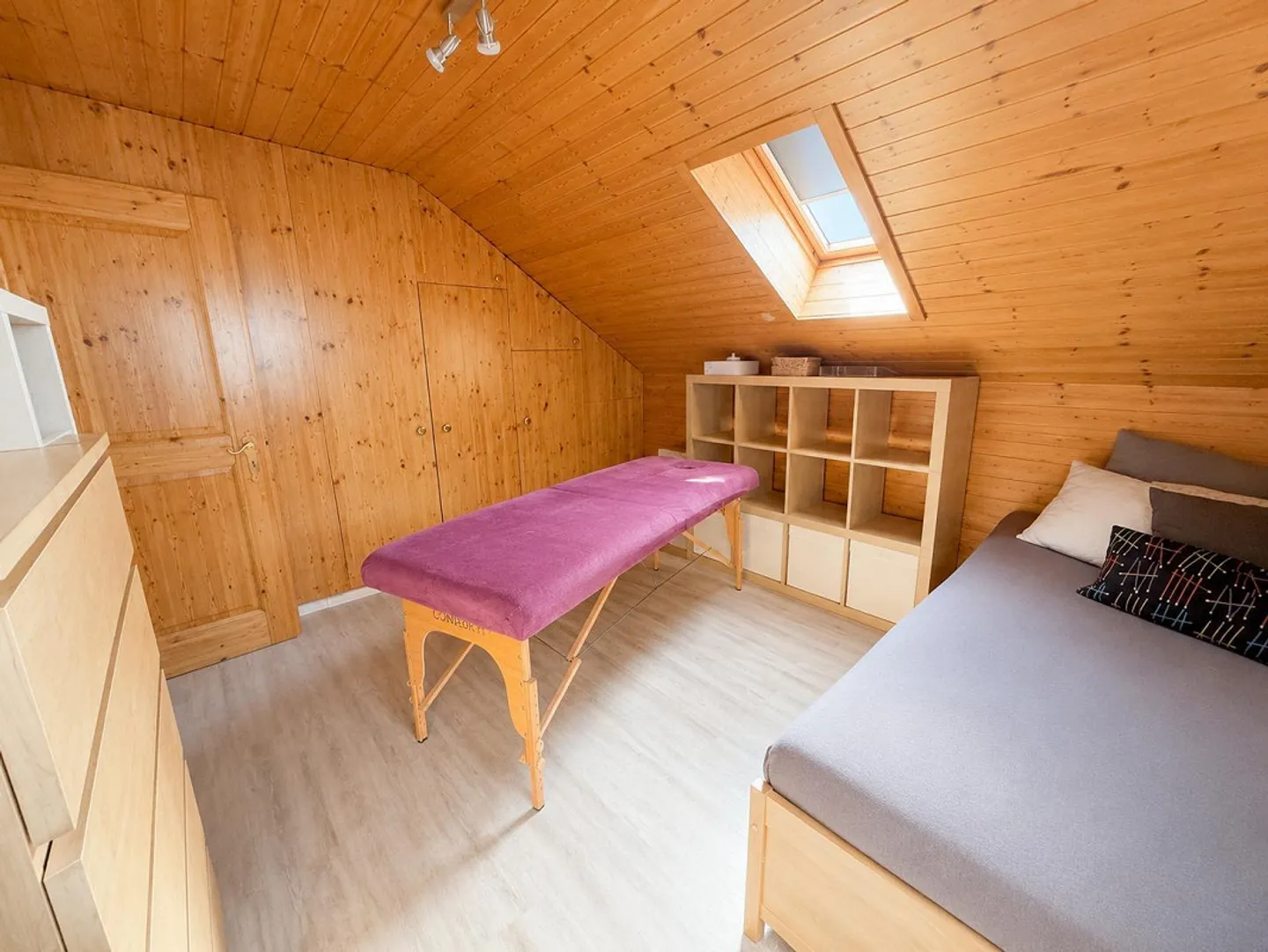Geräumiges Einfamilienhaus mit Garten - Foto 15 von 22