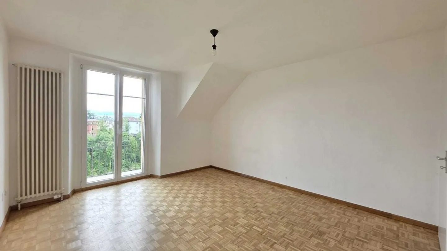 Bellissimo appartamento di 3 locali con balcone - Foto 4 di 9
