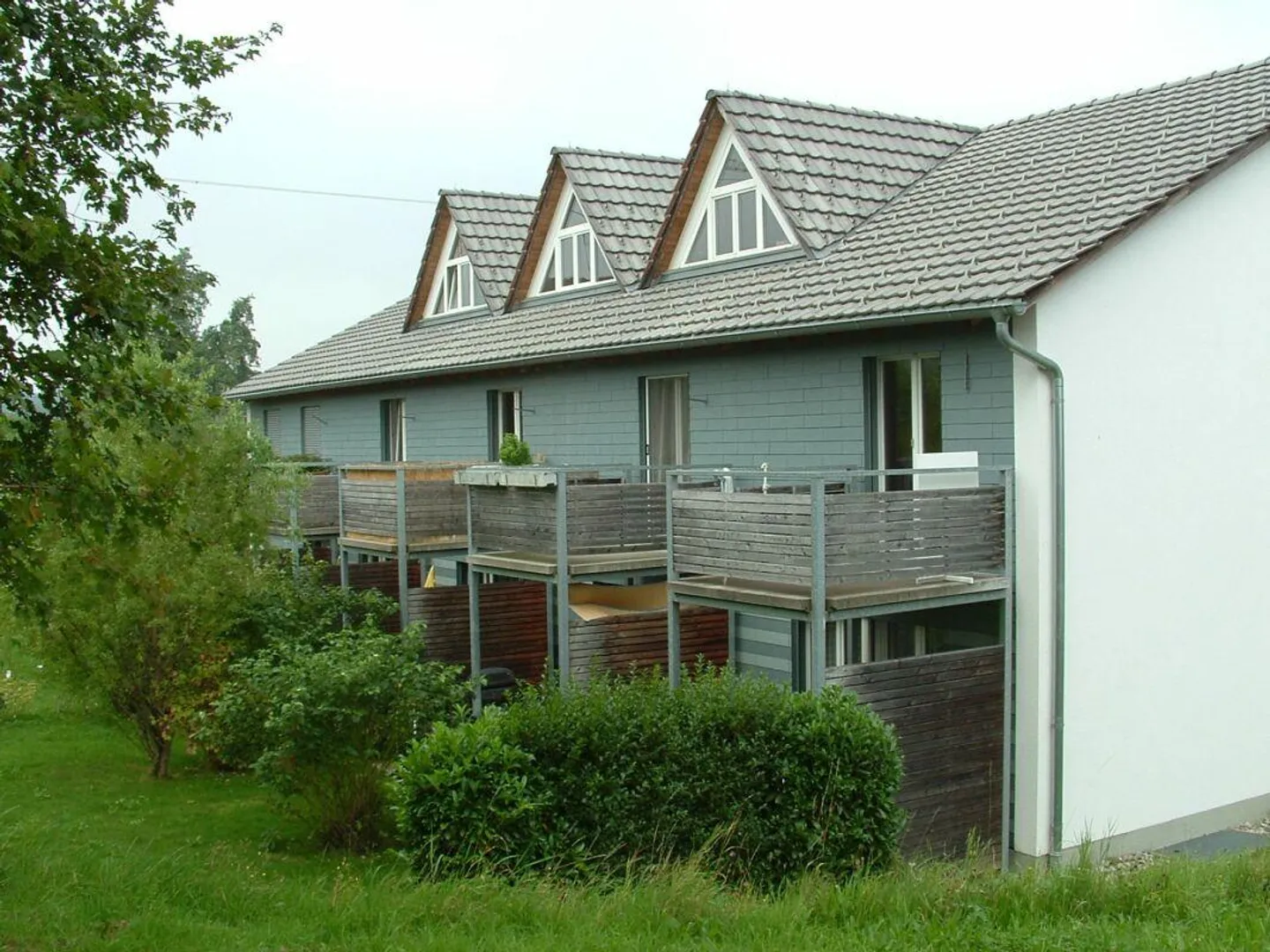 Casa a schiera da sogno con carattere di benessere in un ambiente tranquillo - Foto 1 di 14