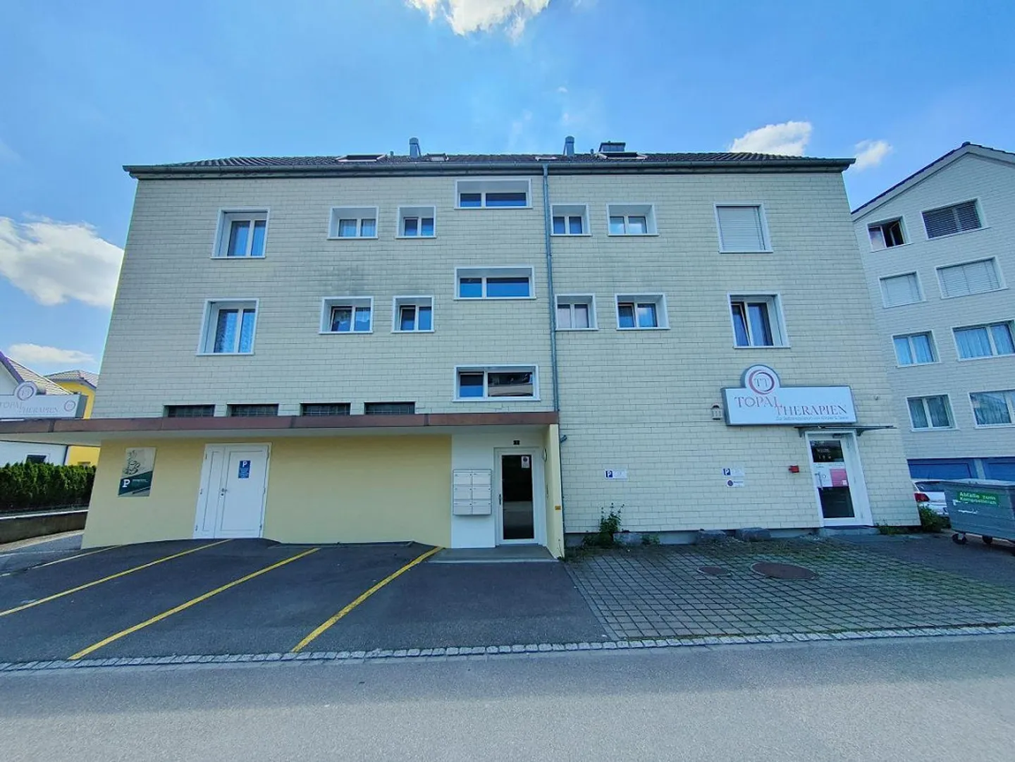 Spacious, bright apartment for rent in Herblingen - Photo 9 of 10