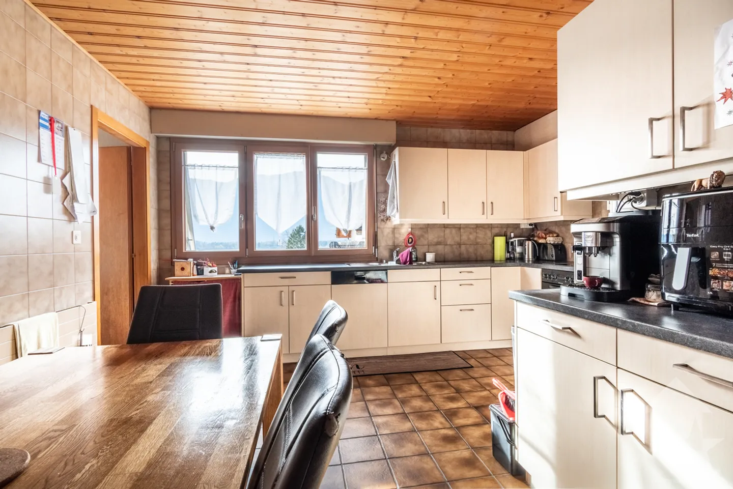 Residential building for sale - Photo 9 of 12