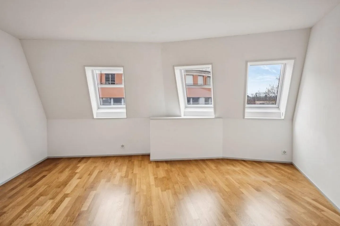 Non è possibile essere più centrali! - Foto 2 di 12