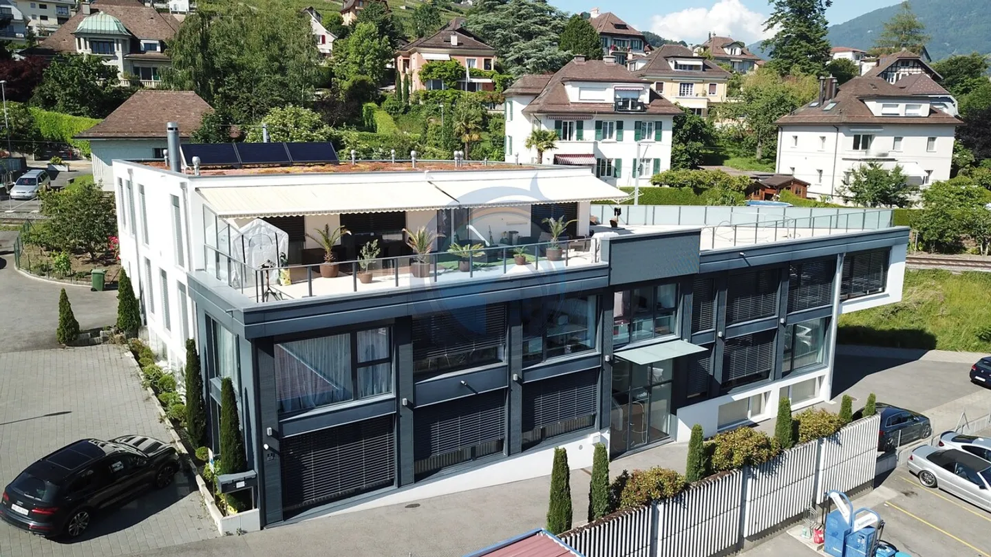 MAGNIFICENT 4.5-ROOM APARTMENT - Photo 13 of 15