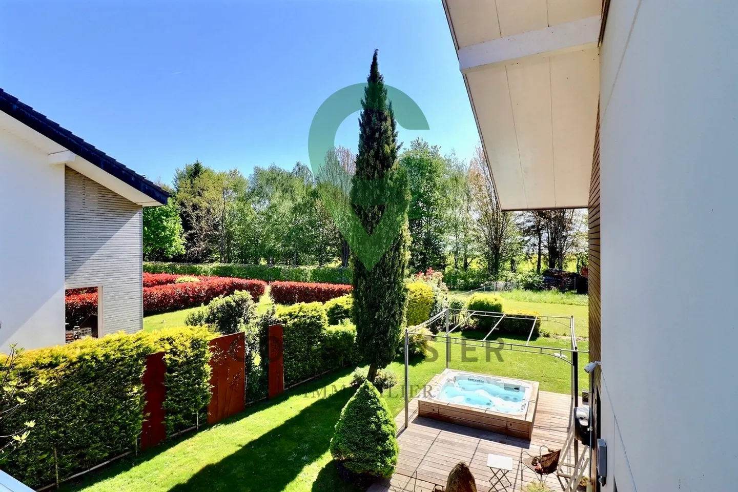 Superbe Triplex avec Jardin Privé - Photo 1 sur 13
