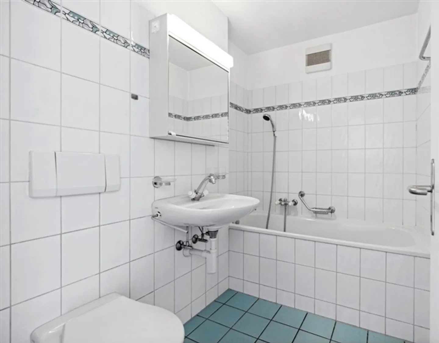 Appartement spacieux près du centre - Photo 4 sur 8