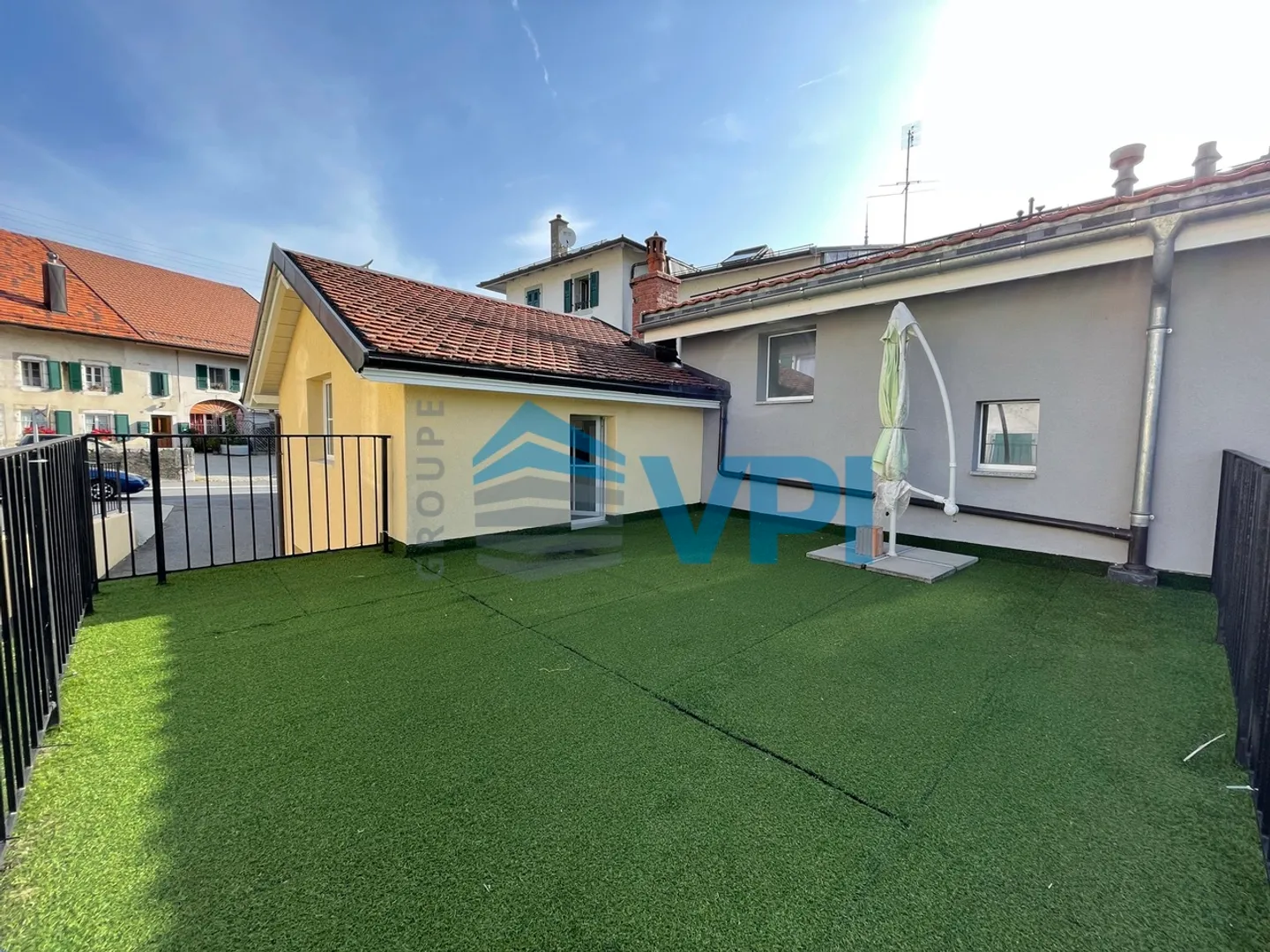 ZU ERGREIFEN - Zweistöckiges Studio auf dem Land - Foto 1 von 7