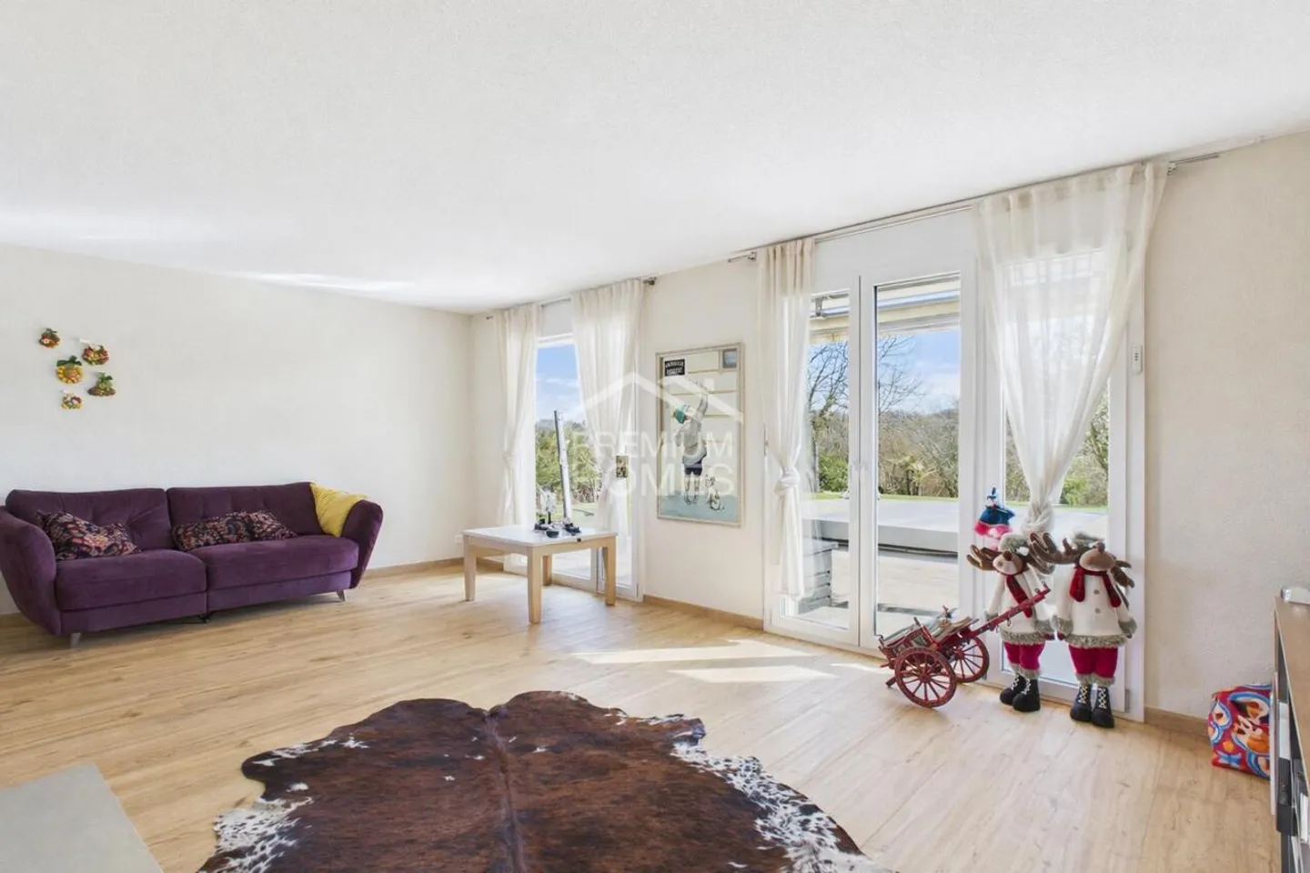 Bijou résidentiel exclusif dans un emplacement privilégié avec vue sur le parcours de golf - Photo 2 sur 12