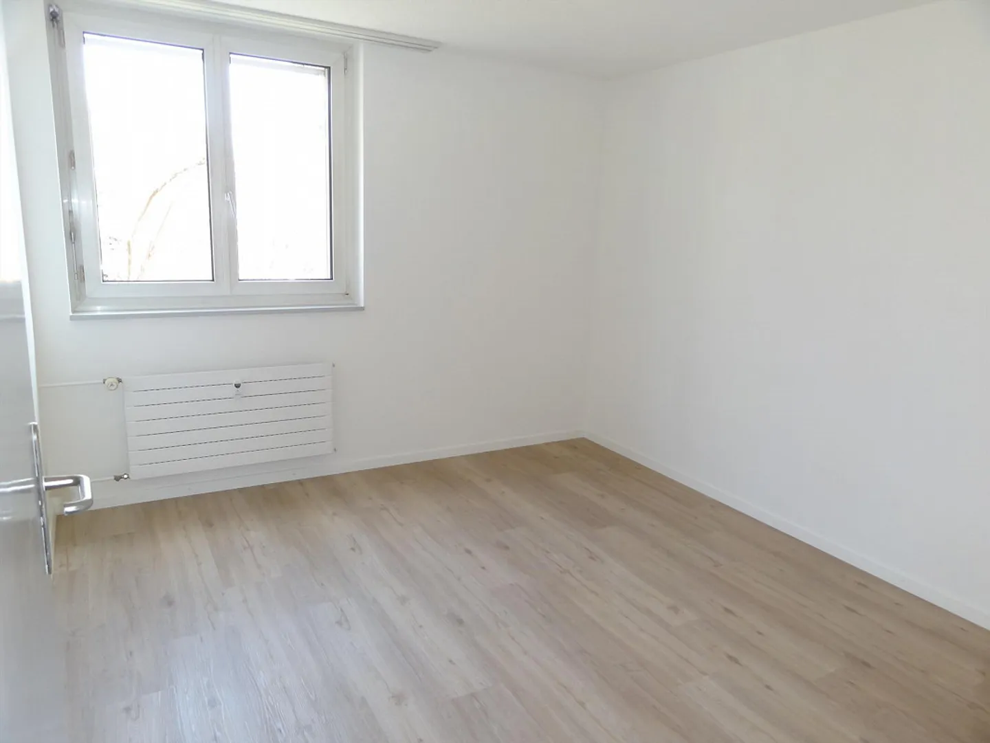 Lichtdurchflutete Wohnung – Wohnen in zentraler und grüner Umgebung - Foto 5 von 8