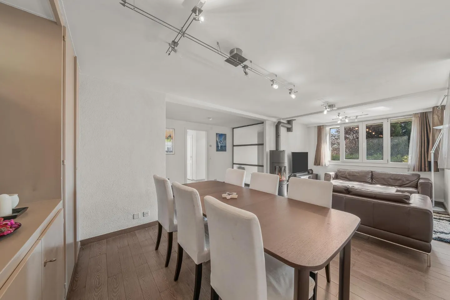 Splendida casa indipendente di 5,5 locali + studio con ingresso indipendente - giardino - Foto 8 di 18