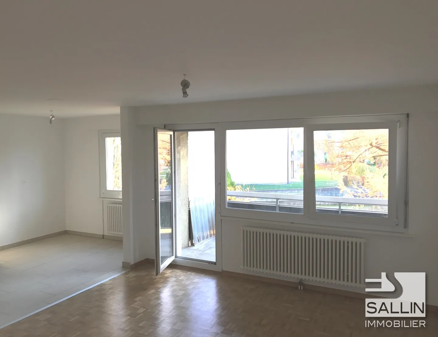 Bellissimo e spazioso appartamento con 4,5 stanze - Foto 5 di 9