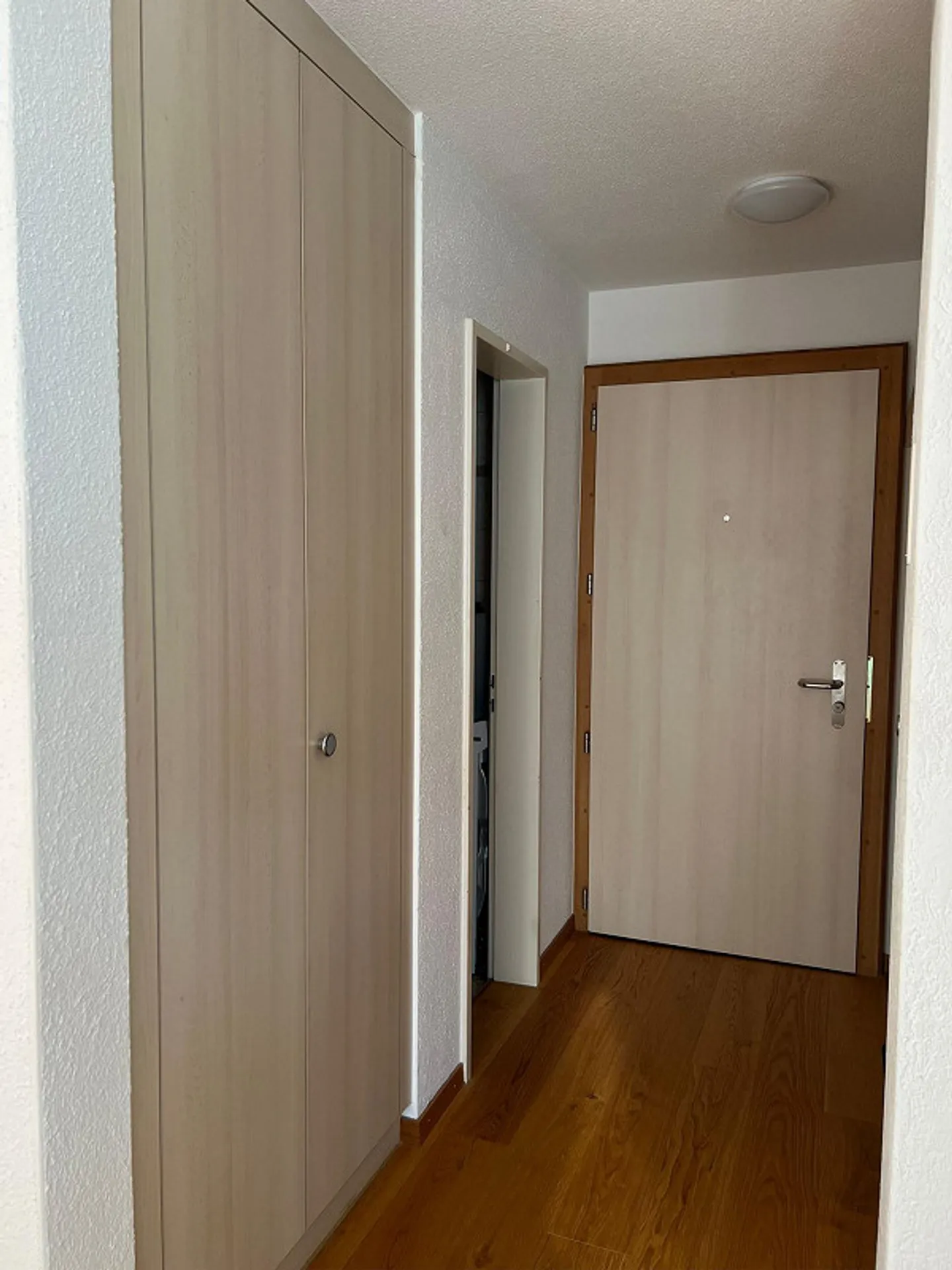 Appartement 4.5 pièces bien entretenu et ensoleillé sur la Saluferstrasse à Chur - Photo 9 sur 11