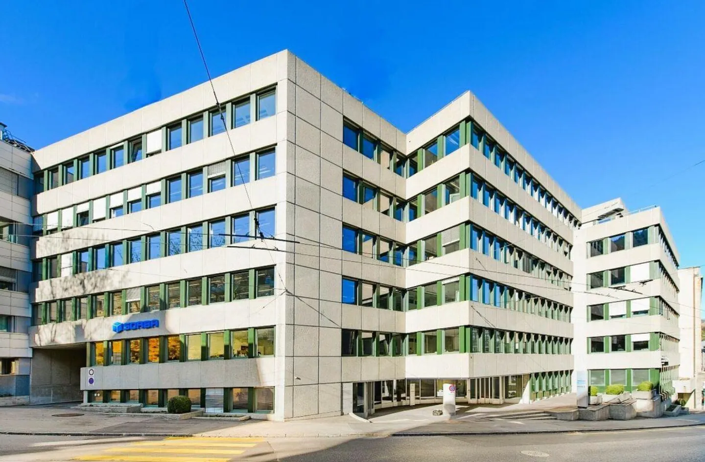 Lavorare sopra i tetti di San Gallo: ufficio di 231 m² con terrazza - Foto 10 di 12