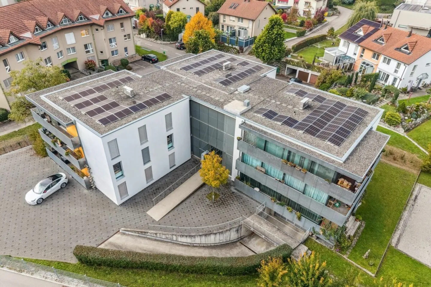 Tre appartamenti loft di 4,5 stanze nel cuore del distretto di Sense - Foto 1 di 6