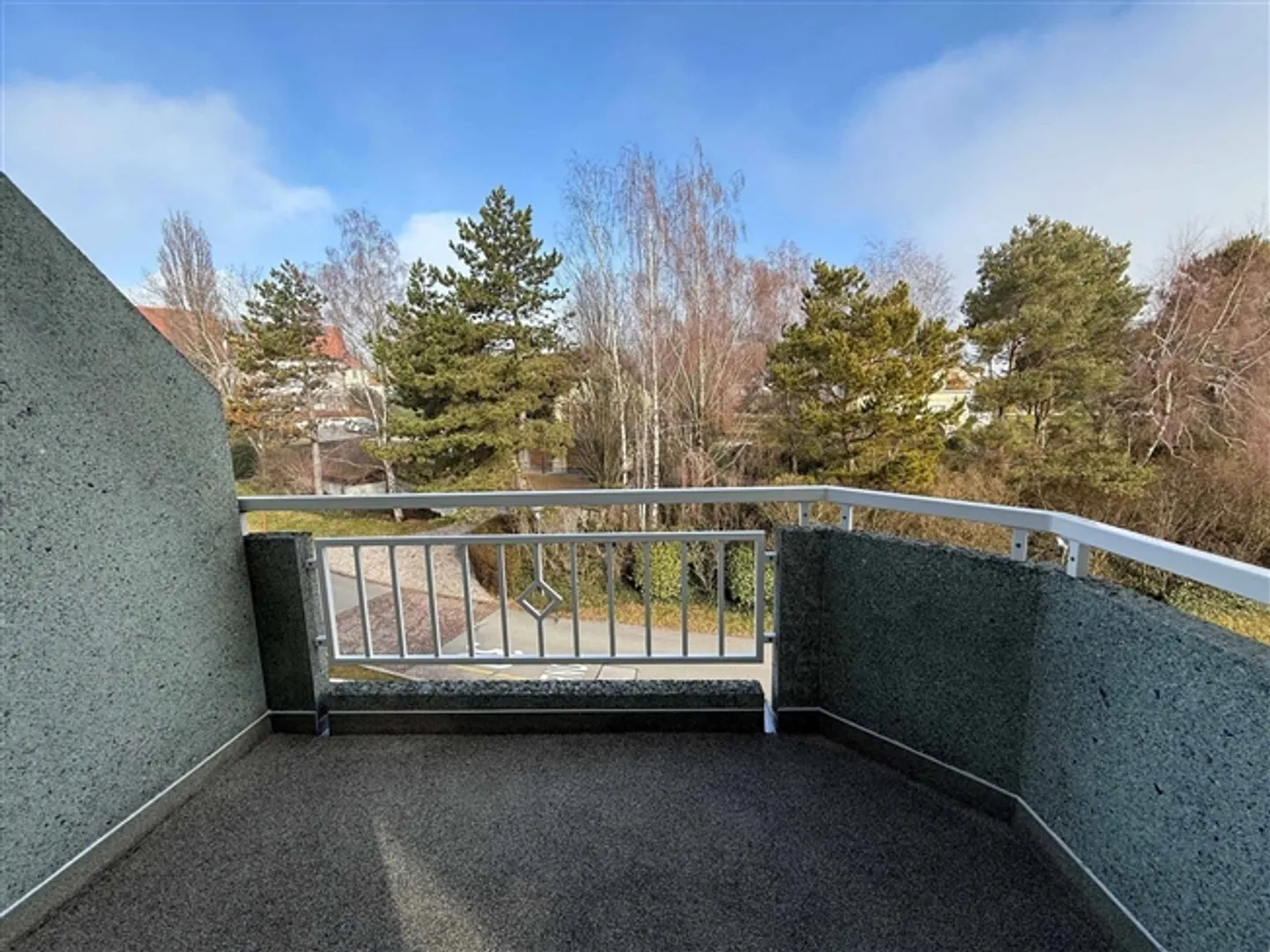 Beautiful 2.5-room apartment in the heart of Apples - Photo 5 of 5