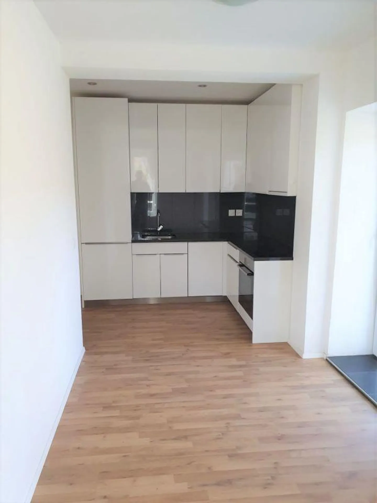 Moderne 2.5 Zimmer Wohnung - Foto 1 von 7