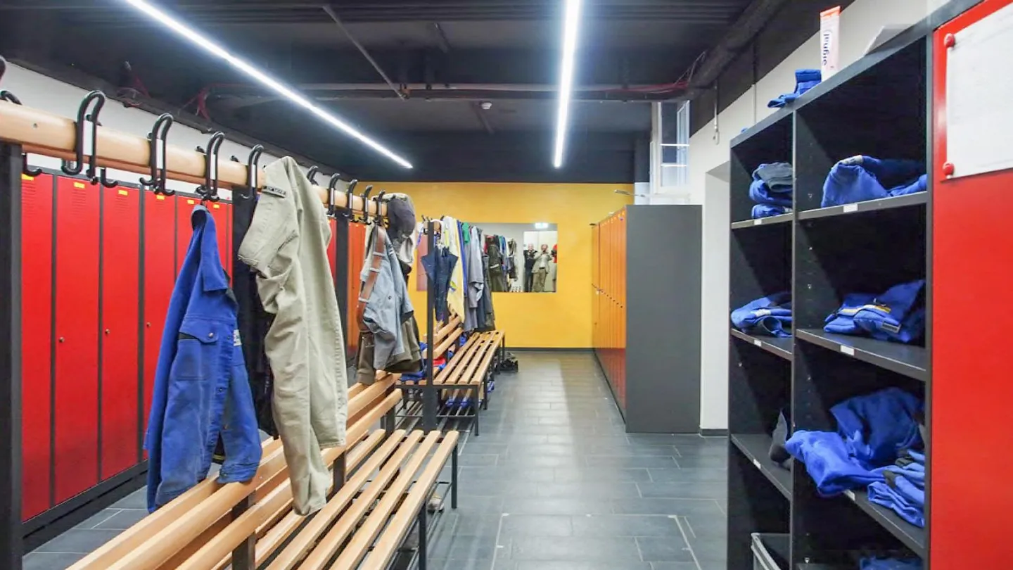Spazi commerciali, uffici e magazzini, adatti a camion, da 900 a 6’200 m2 - Foto 15 di 17
