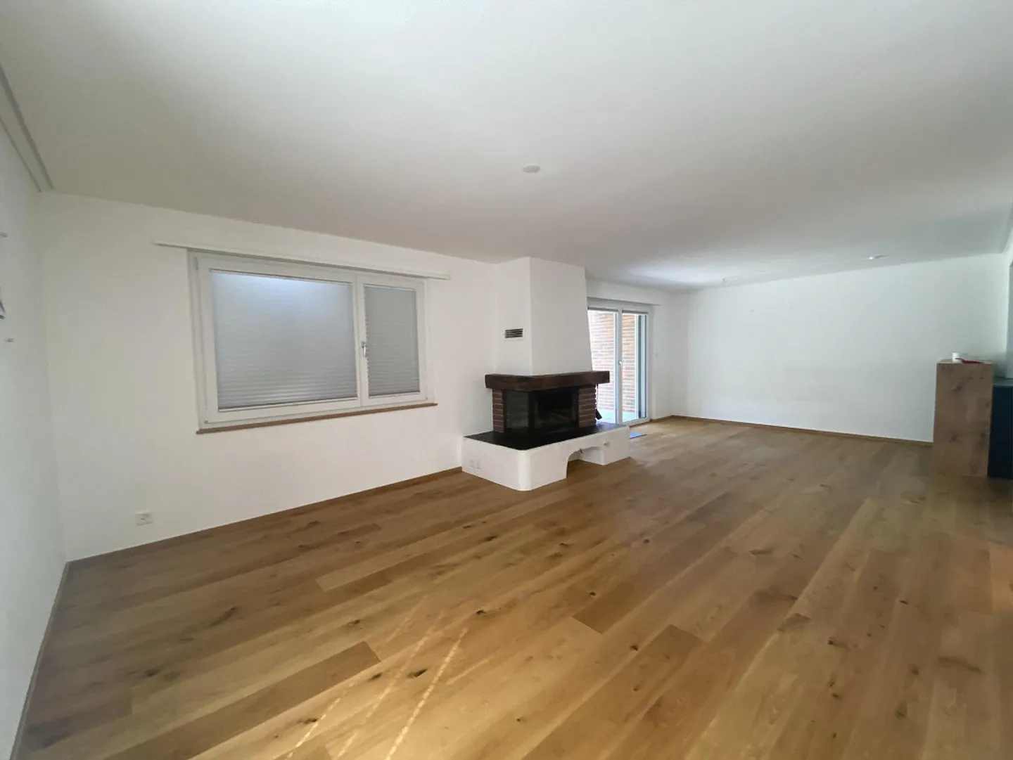 Casa unifamiliare ristrutturata in un quartiere tranquillo e adatto alle famiglie - Foto 5 di 23