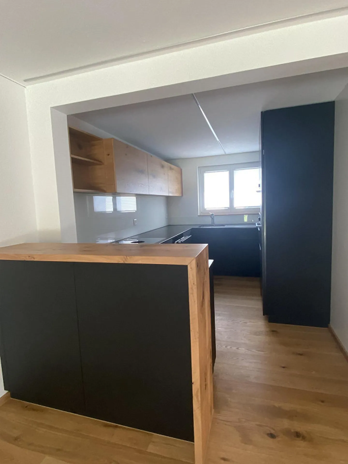 Casa unifamiliare ristrutturata in un quartiere tranquillo e adatto alle famiglie - Foto 6 di 23