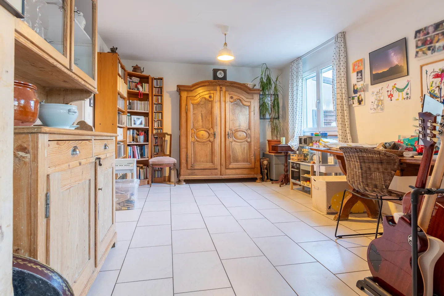 Casa a schiera luminosa con veranda e giardino - situata in una strada senza uscita - Foto 7 di 17