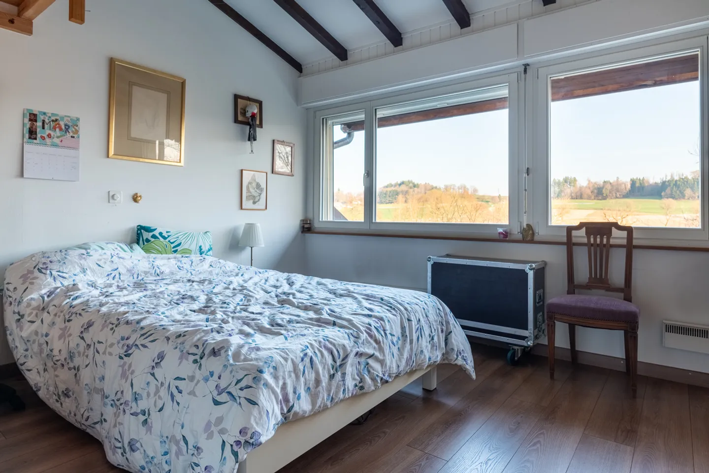 Casa a schiera luminosa con veranda e giardino - situata in una strada senza uscita - Foto 14 di 17