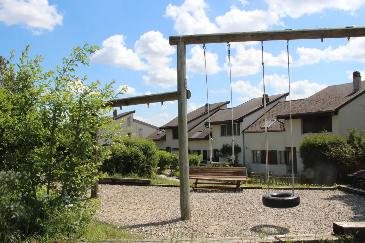 Casa a schiera luminosa con veranda e giardino - situata in una strada senza uscita - Foto 17 di 17