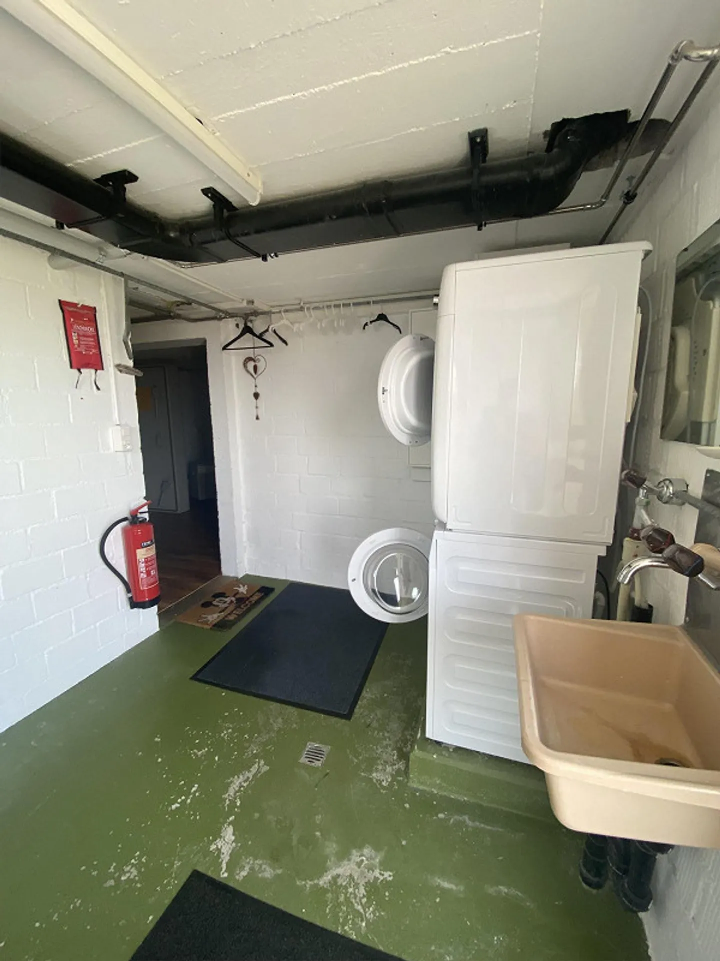 Casa unifamiliare ristrutturata in un quartiere tranquillo e adatto alle famiglie - Foto 19 di 23