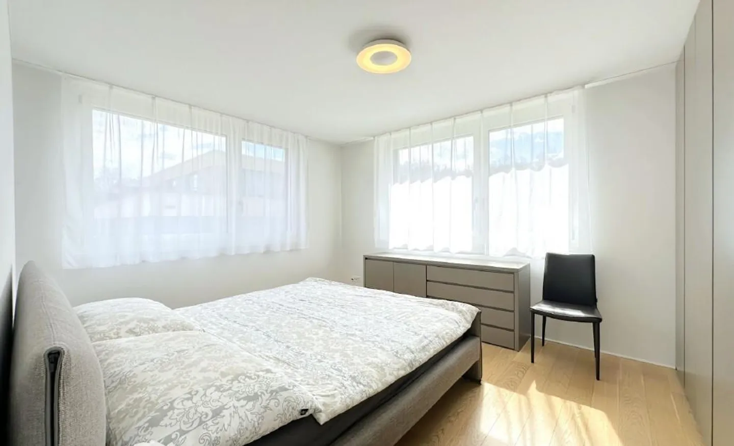 Appartamento moderno di 4,5 stanze in una posizione tranquilla a Baden-Rütihof - Foto 8 di 12