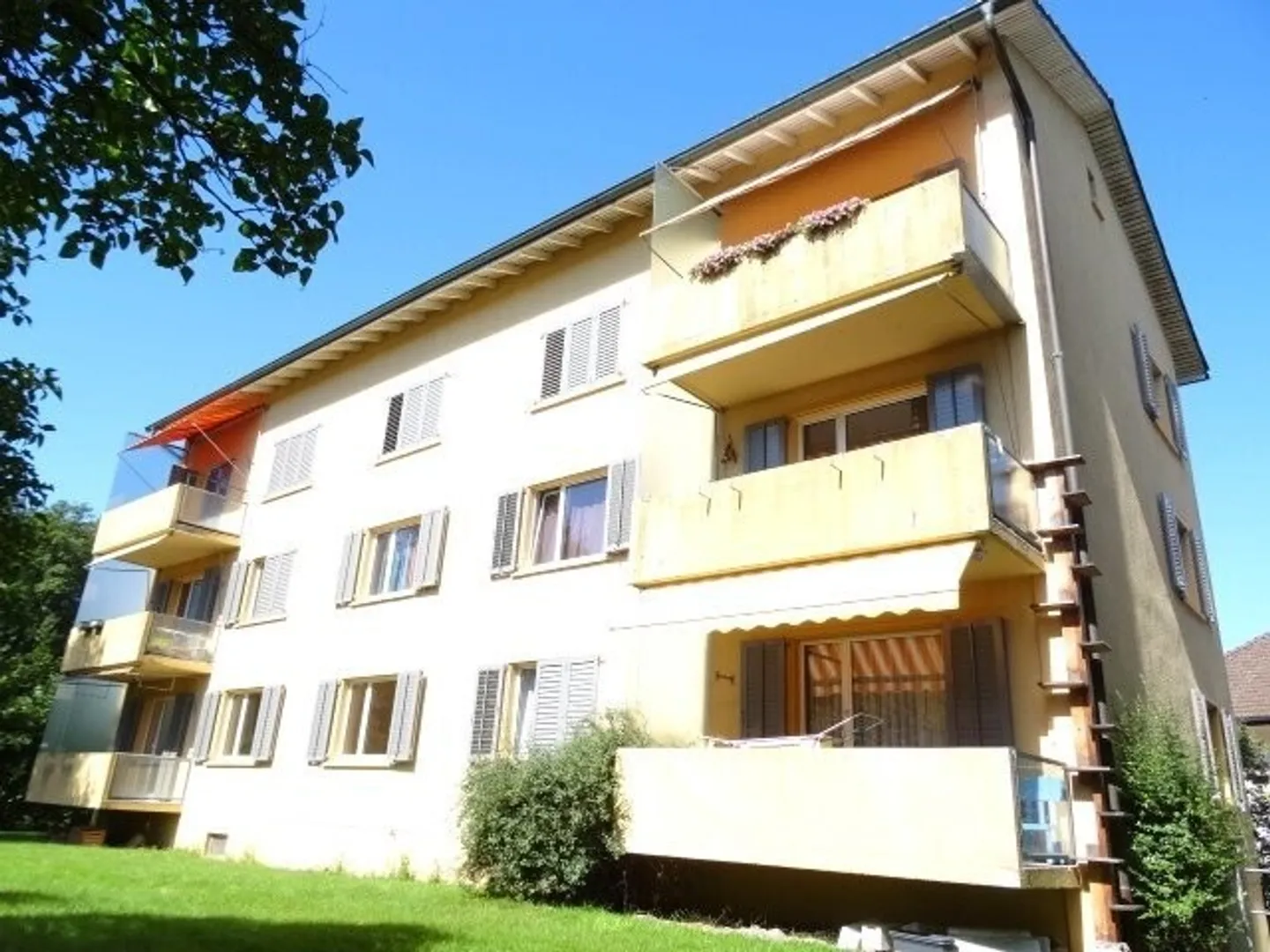 Appartamento 3 locali tranquillo e soleggiato di 83 m² al piano terra - Foto 1 di 9