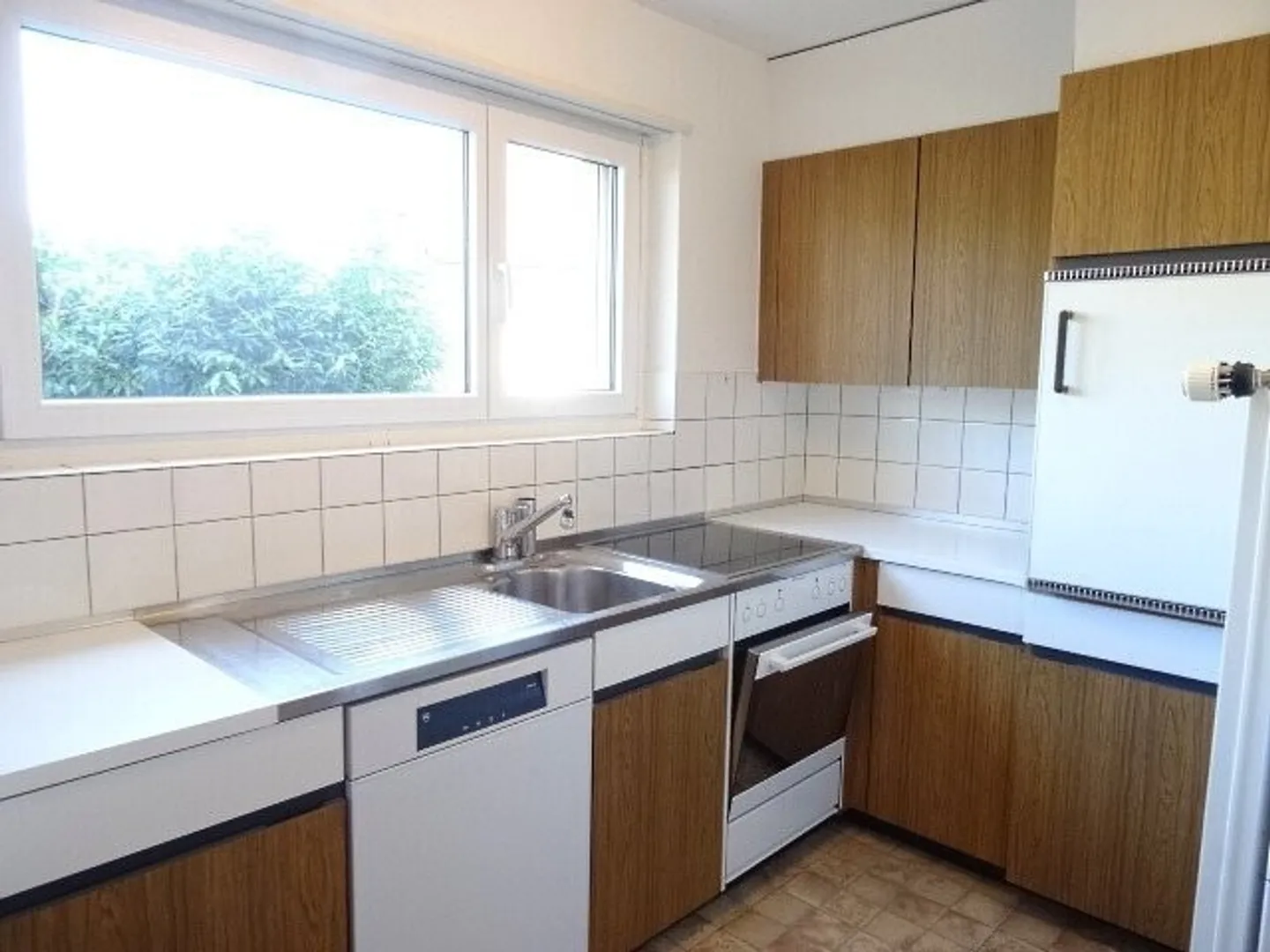 Appartamento 3 locali tranquillo e soleggiato di 83 m² al piano terra - Foto 2 di 9