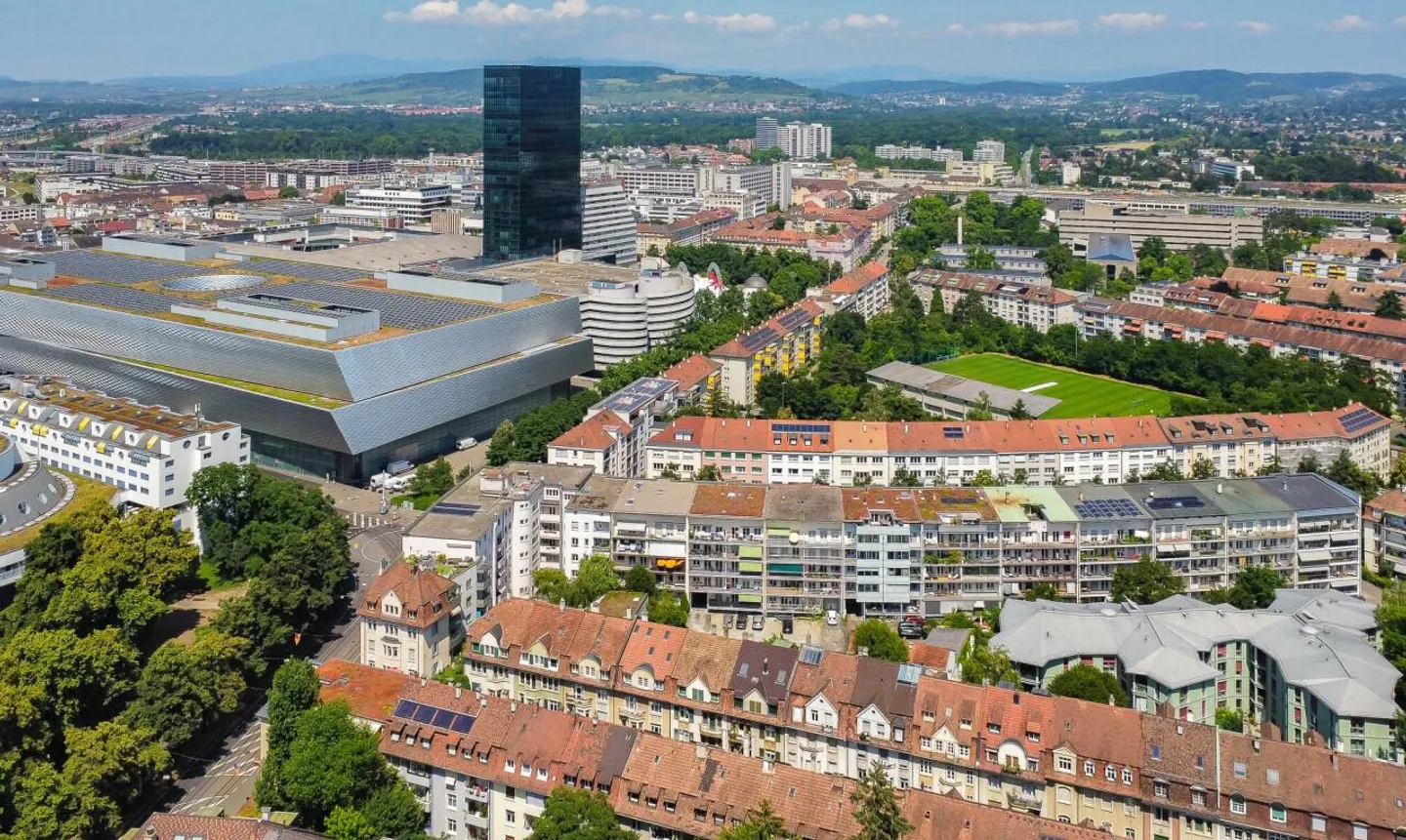 Mietgebäude mit Erweiterungspotenzial im Herzen von Basel - Foto 7 von 13