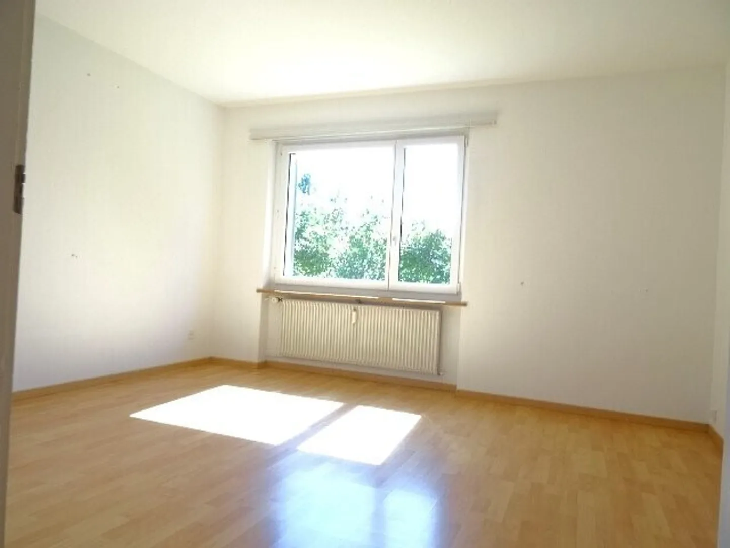 Appartamento 3 locali tranquillo e soleggiato di 83 m² al piano terra - Foto 6 di 9