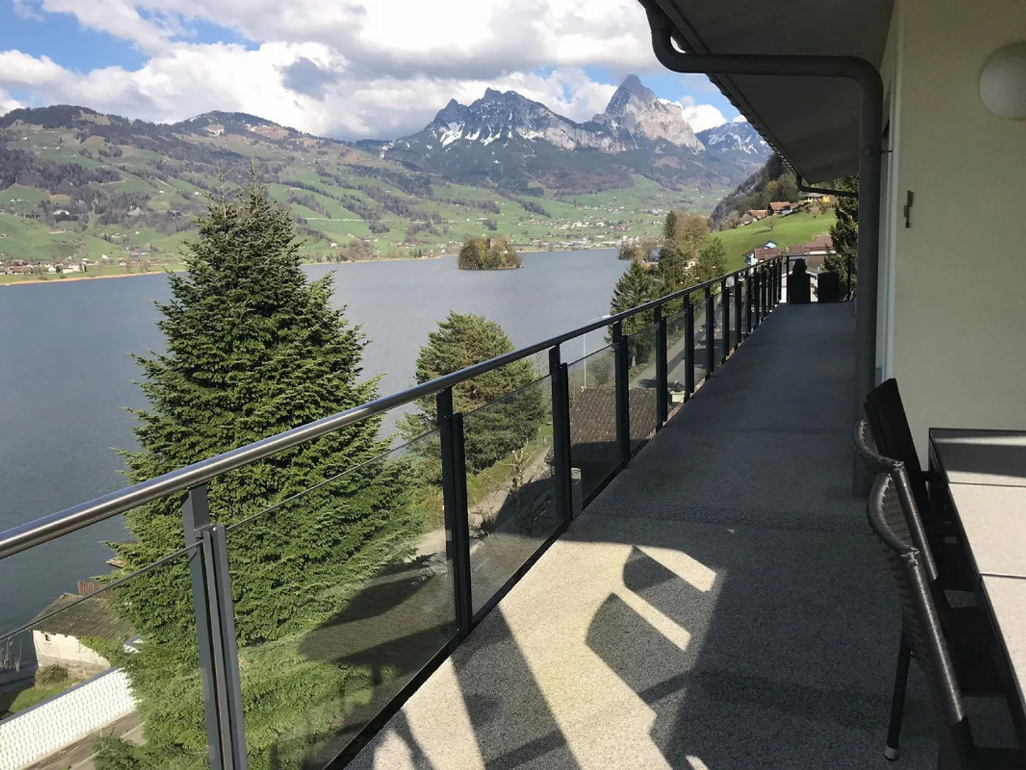 Appartement 4 1/2 pièces avec vue imprenable - Photo 4 sur 18