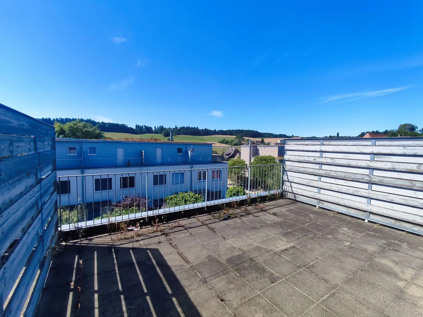 Spacious Family House in Idyllic Surroundings - Photo 3 of 13