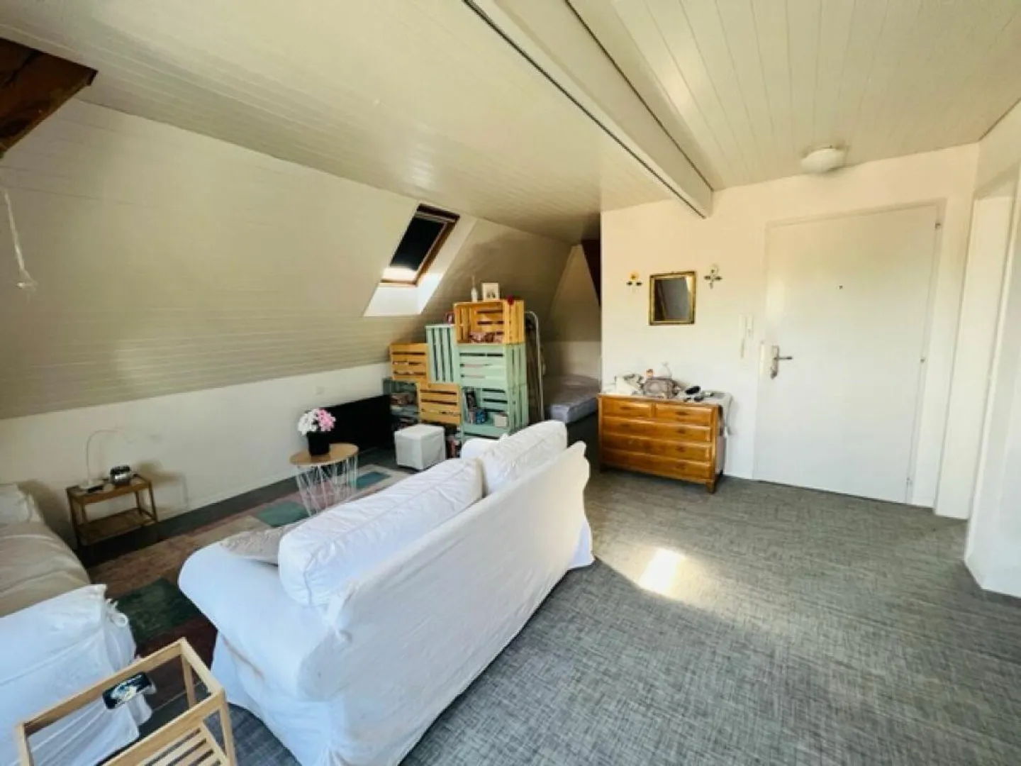 Spacious penthouse apartment with garden share - Photo 6 of 13