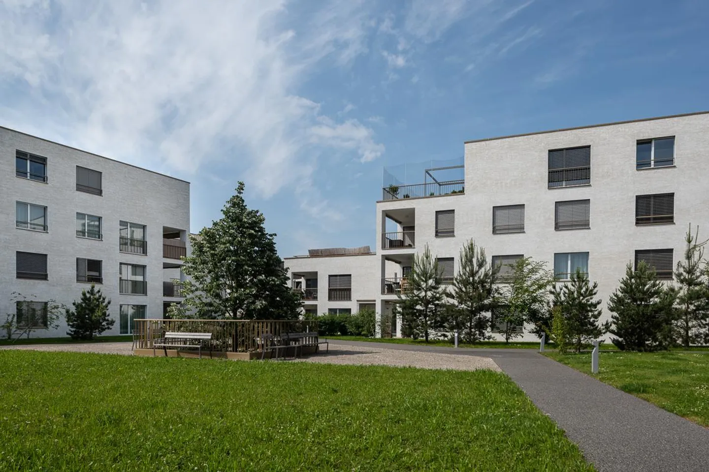Charmante Attikawohnung mit Aussicht - Foto 1 von 6