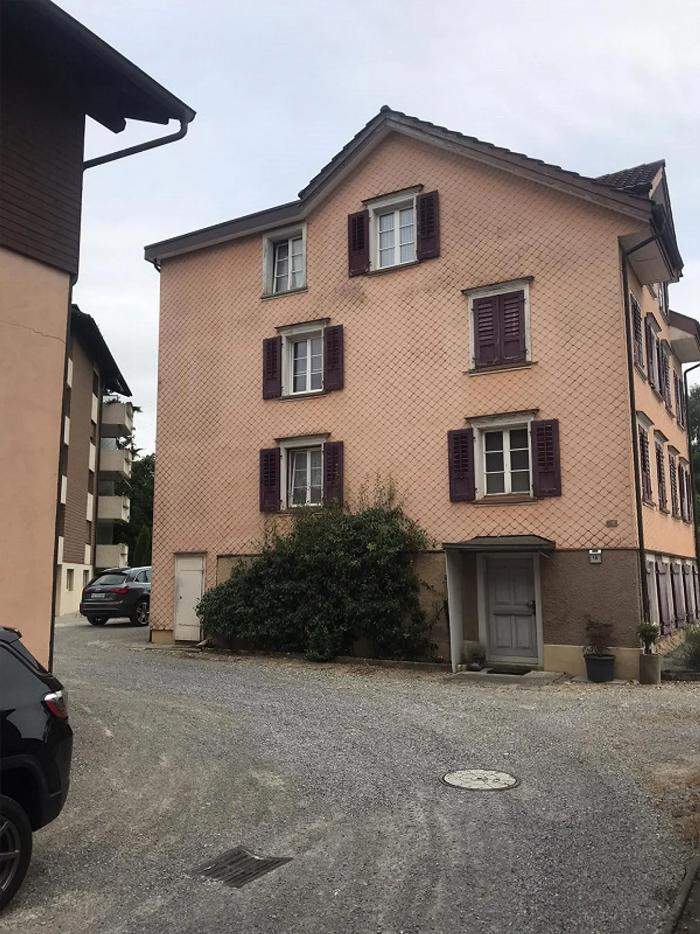 Wohnung 3-Zimmer Dachwohnung beim Bahnhof - Foto 1 von 2