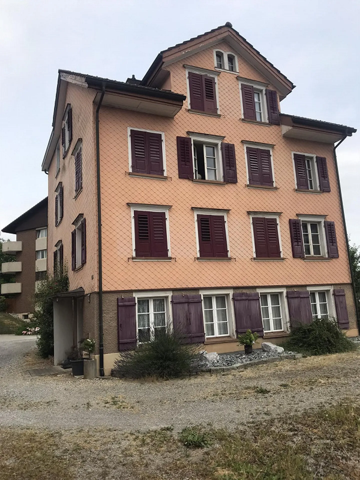 Wohnung 3-Zimmer Dachwohnung beim Bahnhof - Foto 2 von 2