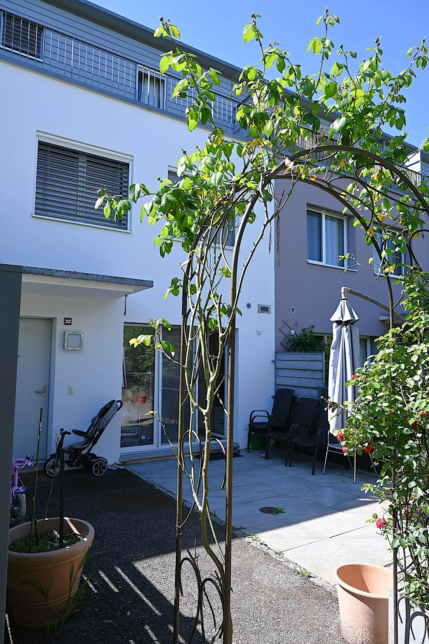 Spacious Family House in Idyllic Surroundings - Photo 9 of 13